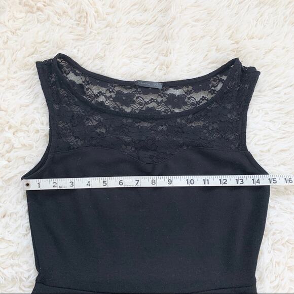 SOPRANO Black Floral Lace Peplum Pencil Dress - Picture 8 of 10